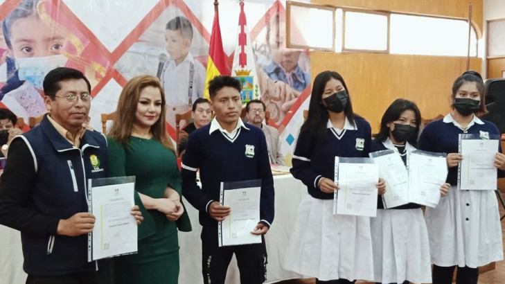 TED CHUQ CREDENCIALES 180 UE 06