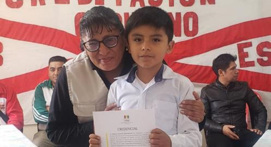 TED CHUQ GB. EST. CREDENC 014