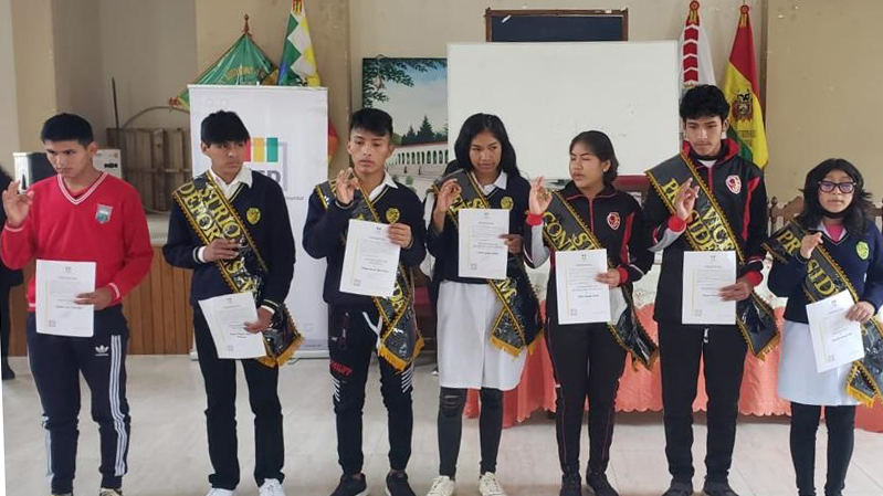 TED CHUQ GB. EST. CREDENC 03