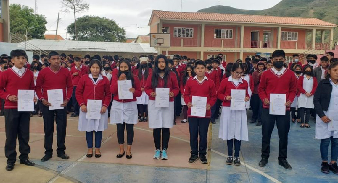 TED CHUQ GB. EST. CREDENC 05