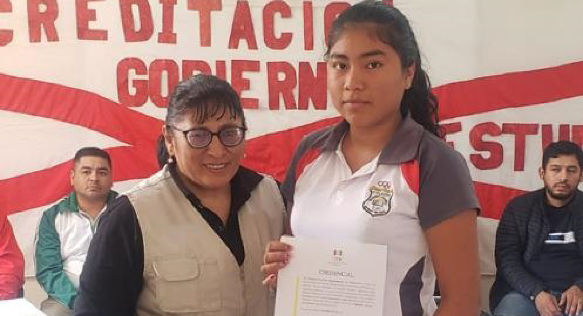 TED CHUQ GB. EST. CREDENC 12