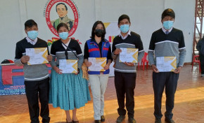 TED La Paz entrega 6.500 credenciales a los nuevos gobiernos estudiantiles de la gestión 2023-2024