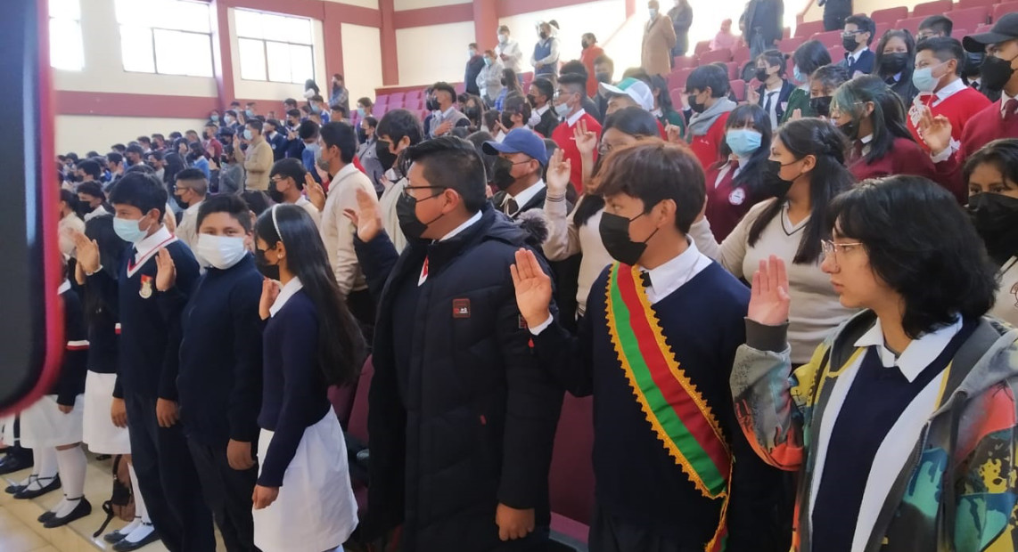 TED LPZ ENTREGA DE CREDENCIALES 07