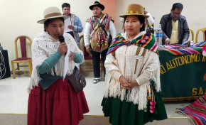 TED Oruro entrega credencial a Shirley Laime, nueva Qulqi Apnaqiri de la UTD Challacota Belén