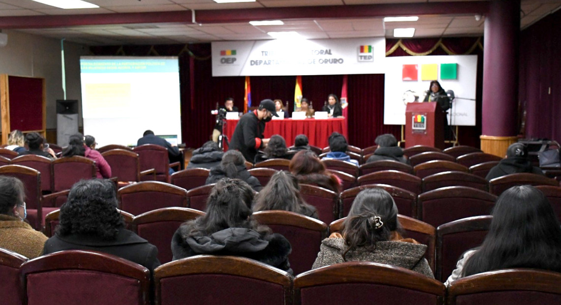 TED ORURO SIMPOSIO 02