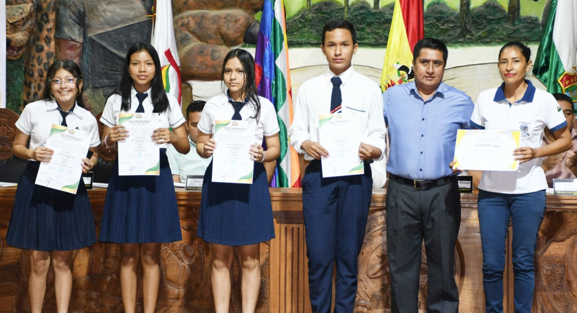 TED PANDO ENT CREDENC 11