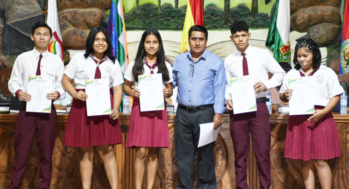 TED PANDO ENT CREDENC 14