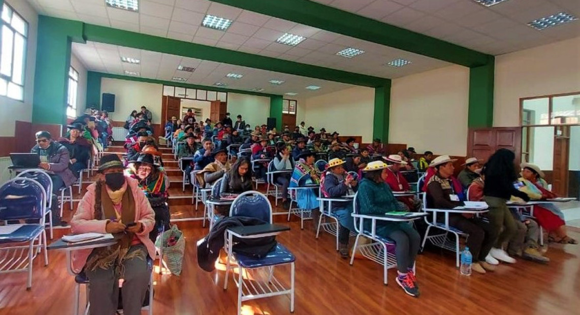 TSE U TOMAS FRIAS 07