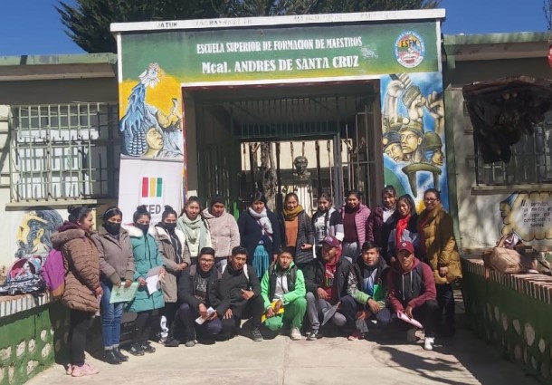 Comenzó el taller presencial y práctico sobre democracia intercultural en las ESFM del departamento de Potosí