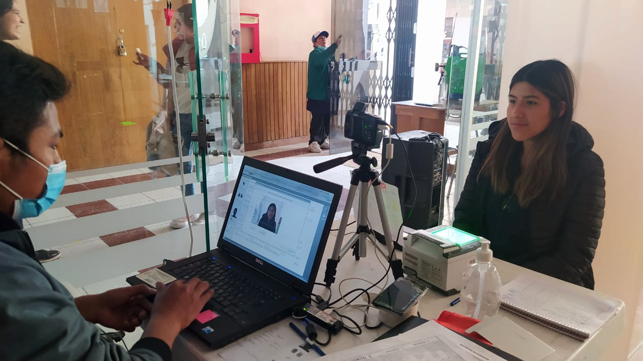 SERECI ORURO empadronamiento en la UTO Carrera Arquitectura