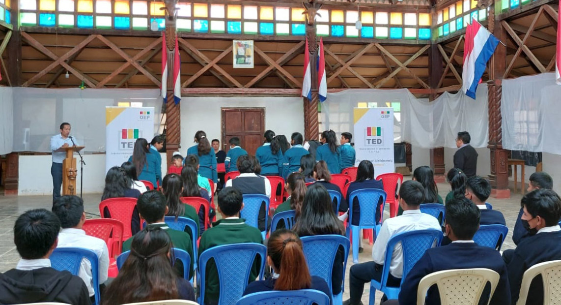 TED LP UE PROV FRANZ TAMAYO 13