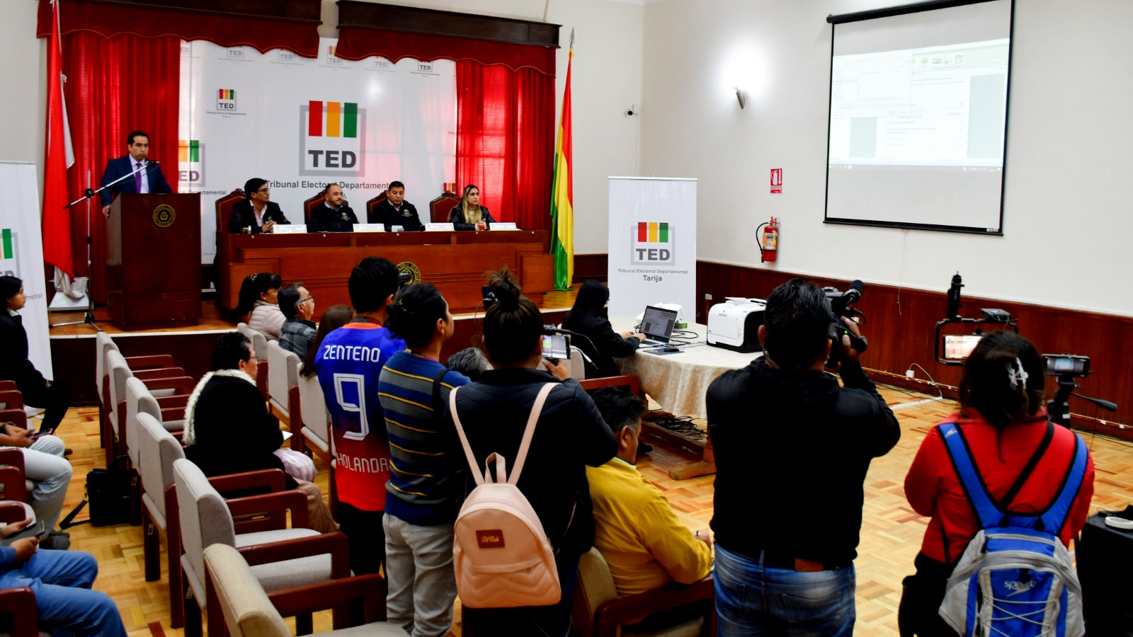 TED TARIJA COSAALT 01