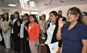 Serecí Santa Cruz posesiona a 52 nuevos oficiales de registro civil