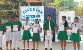 TED Beni entrega credenciales a gobiernos estudiantiles en Guayaramerín