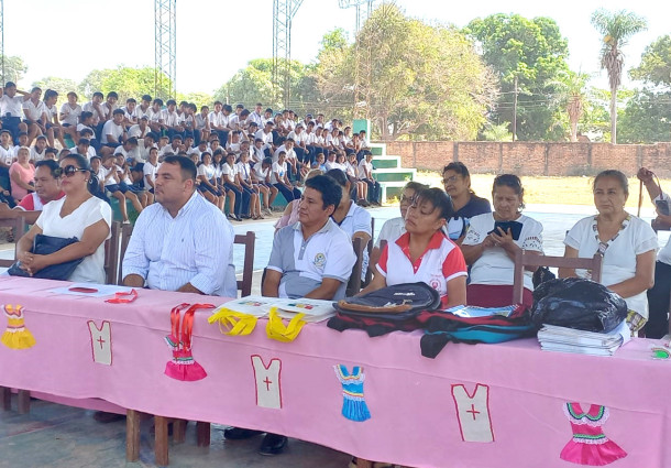 TED Beni entrega credenciales a gobiernos estudiantiles y premia a equipo que representó en las Olimpiadas 2022
