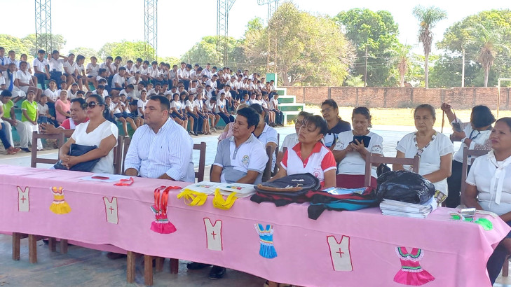 TED BENI VOCAL CARLOS ORTIZ Y AUTORIDADES LOCALES