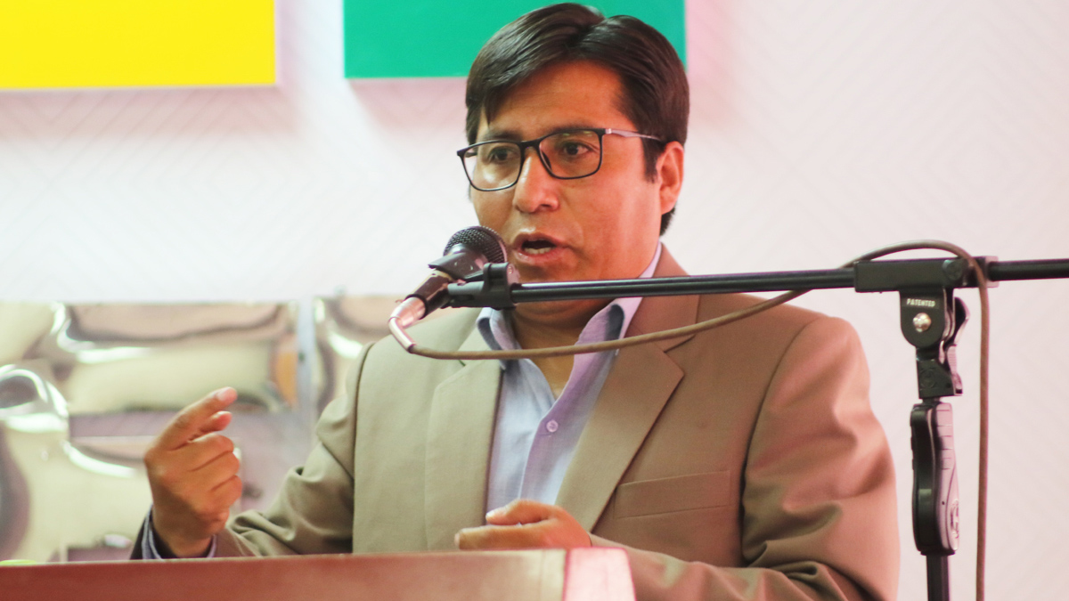 Vocal del TED Oruro Limber Arroyo