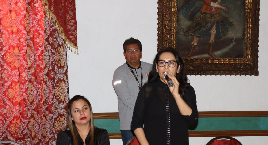 TED CHUQ FORT PUBL ORG POLIT 05