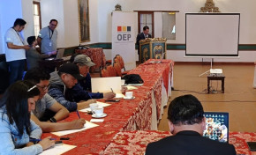 TED Chuquisaca capacita a delegados de las agrupaciones ciudadanas sobre el fortalecimiento público en año no electoral