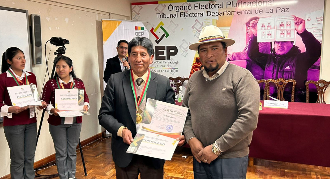 TED LA PAZ PDTE S. CHAVEZ PROF. TUTOR