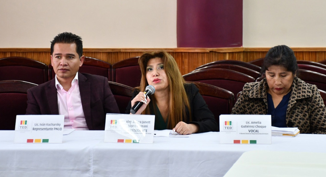 TED ORURO FORT PUBLICO 02