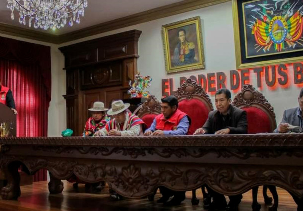 Oruro: TED Oruro y autoridades originarias trazan agenda de socialización sobre asientos y recintos electorales