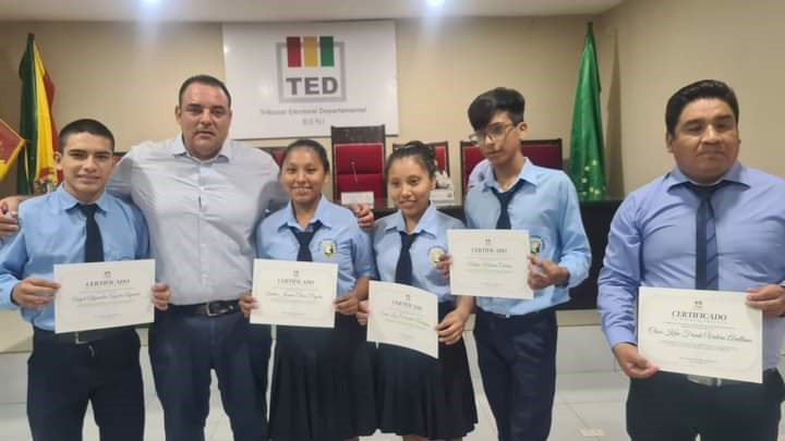 TED BENI 41 AÑOS DEMOCRACIA 04