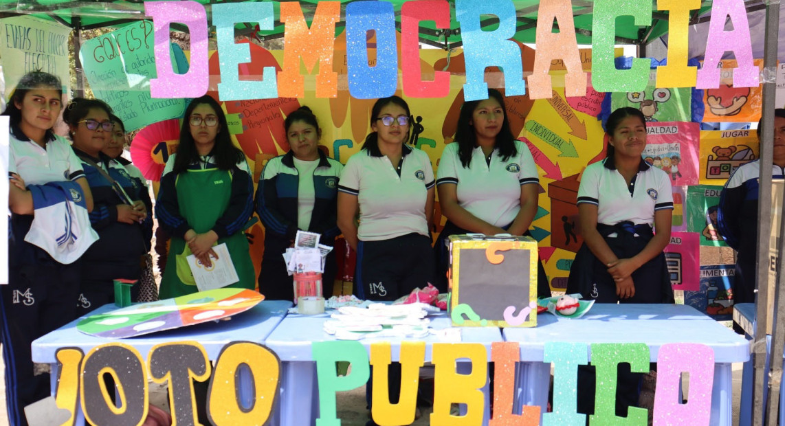 TED CHUQ FERIA 41 DEMOCRACIA 03