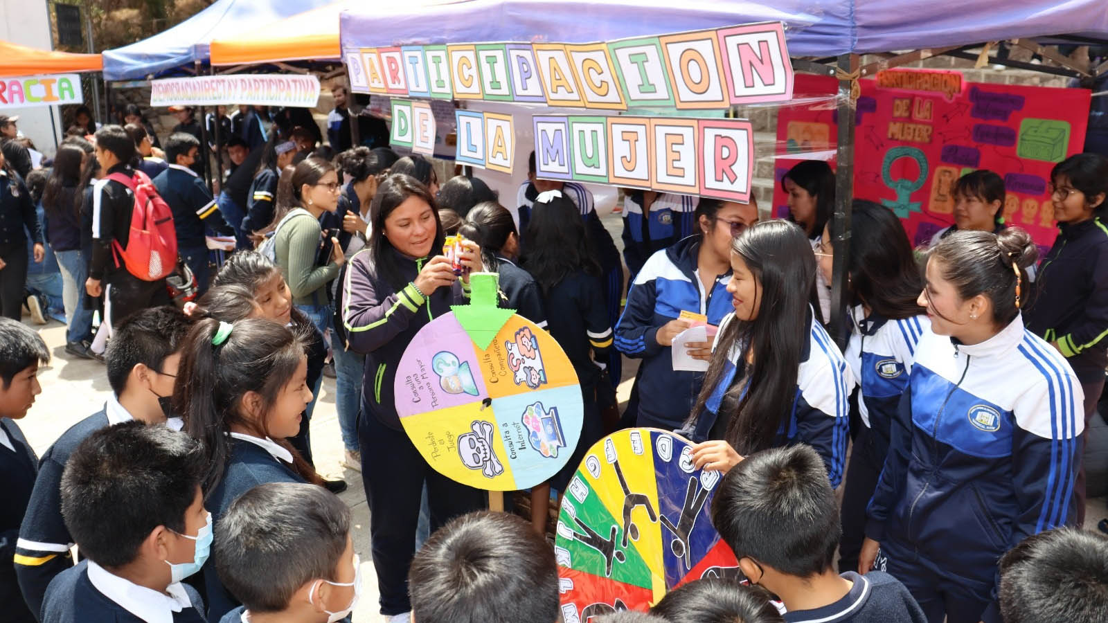 TED CHUQ FERIA 41 DEMOCRACIA 04