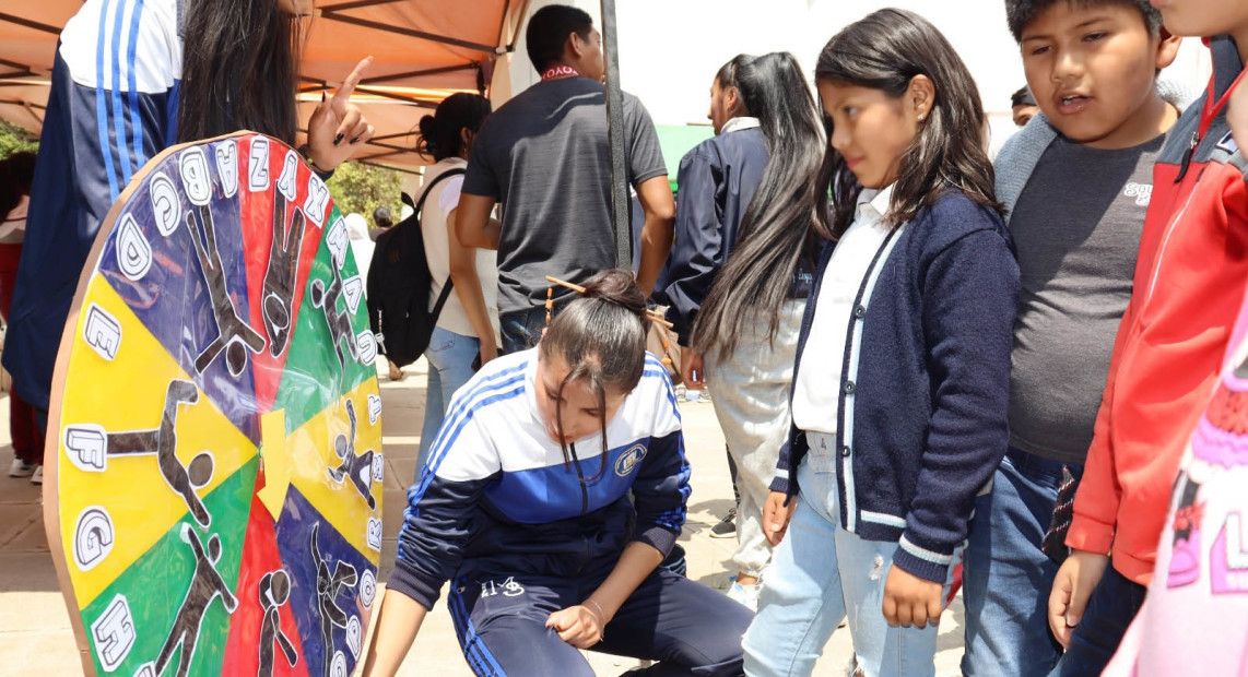 TED CHUQ FERIA 41 DEMOCRACIA 10