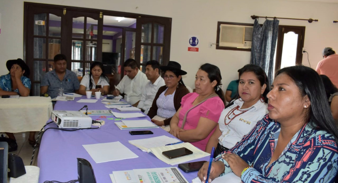 TED SCZ CAP CASA DE LA MUJER 09