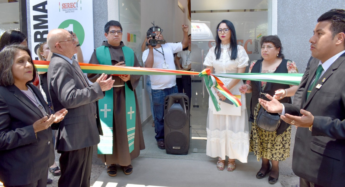 TED SCZ REINAUGURACION EDIF HISTORICO 02