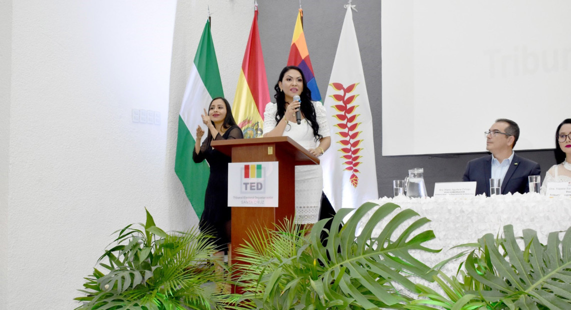 TED SCZ REINAUGURACION EDIF HISTORICO 04