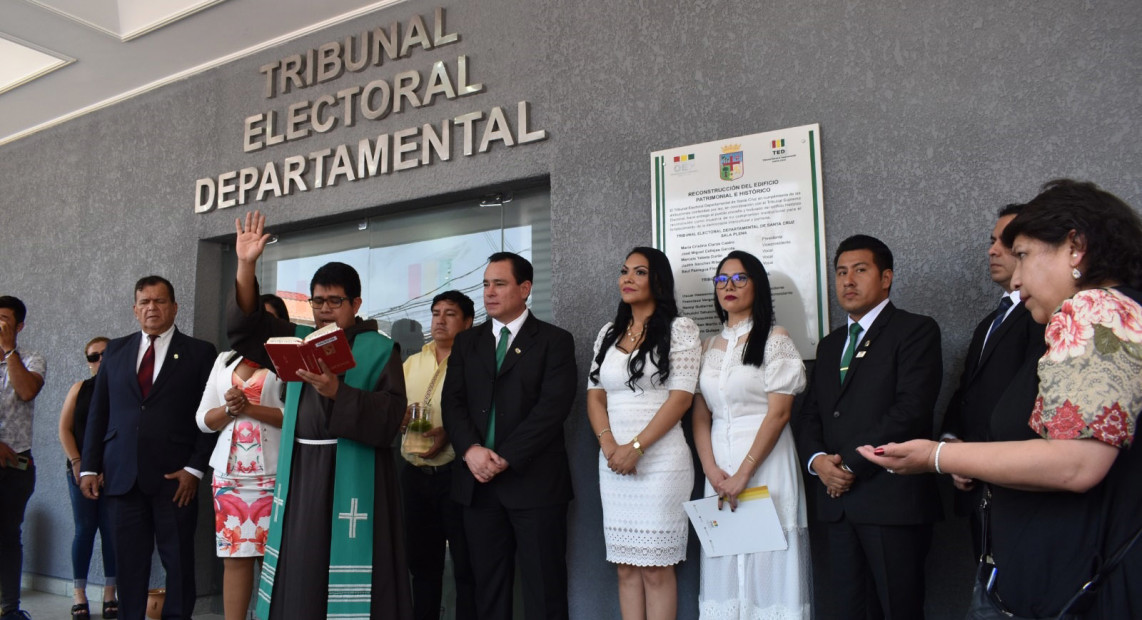 TED SCZ REINAUGURACION EDIF HISTORICO 09