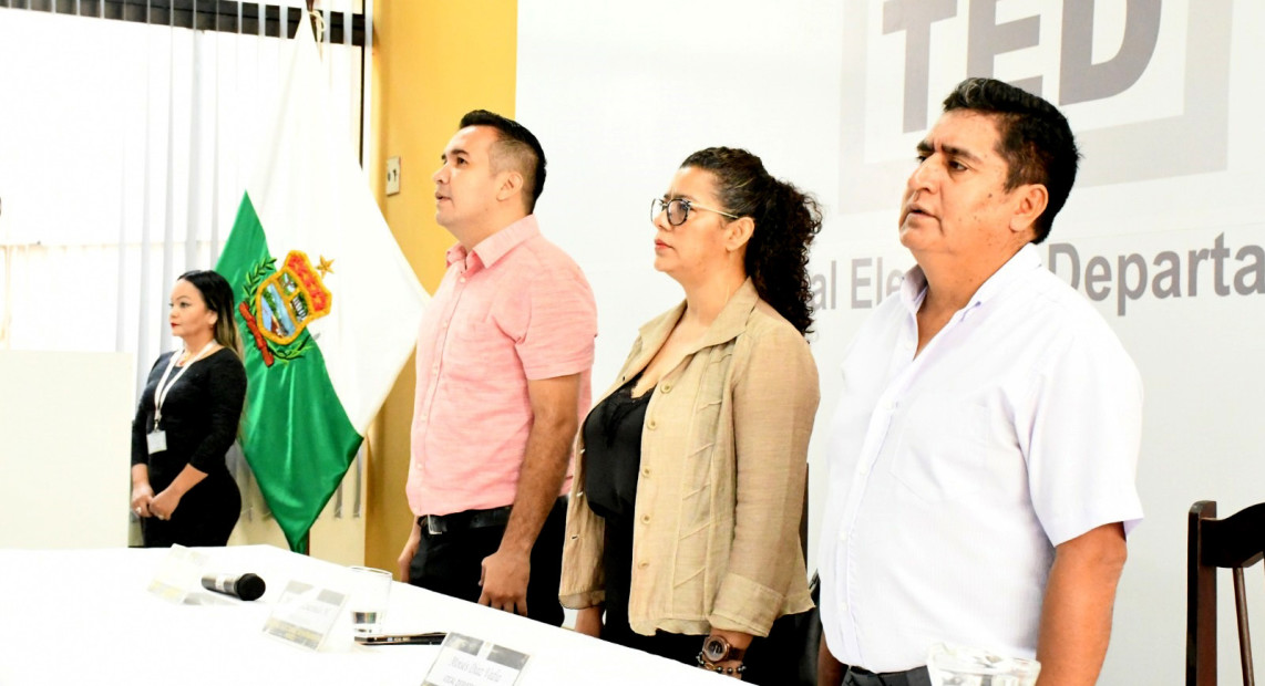 VOCALES DEL TED PANDO