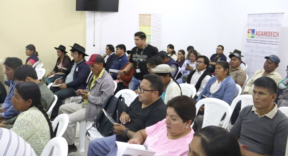 TED CHUQ TALLER ADECOCH 02