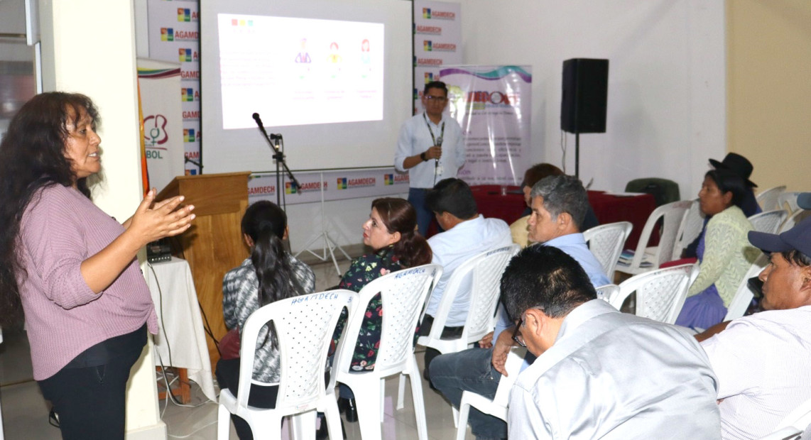 TED CHUQ TALLER ADECOCH 03