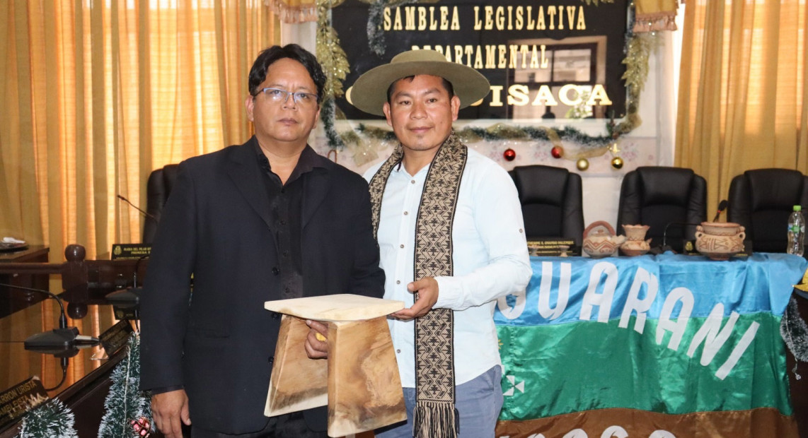 TED CHUQ. POSESION ESCAÑO ESPECIAL 01