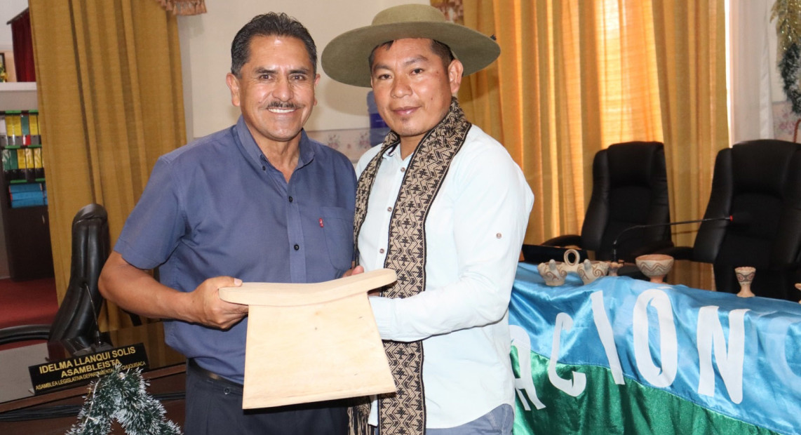 TED CHUQ. POSESION ESCAÑO ESPECIAL 05