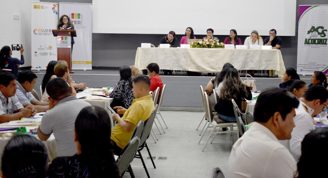 TED SCZ TALLER AVP MUJER 08