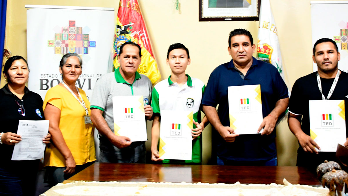 TED-PANDO-GOBIERNOS-EST-03