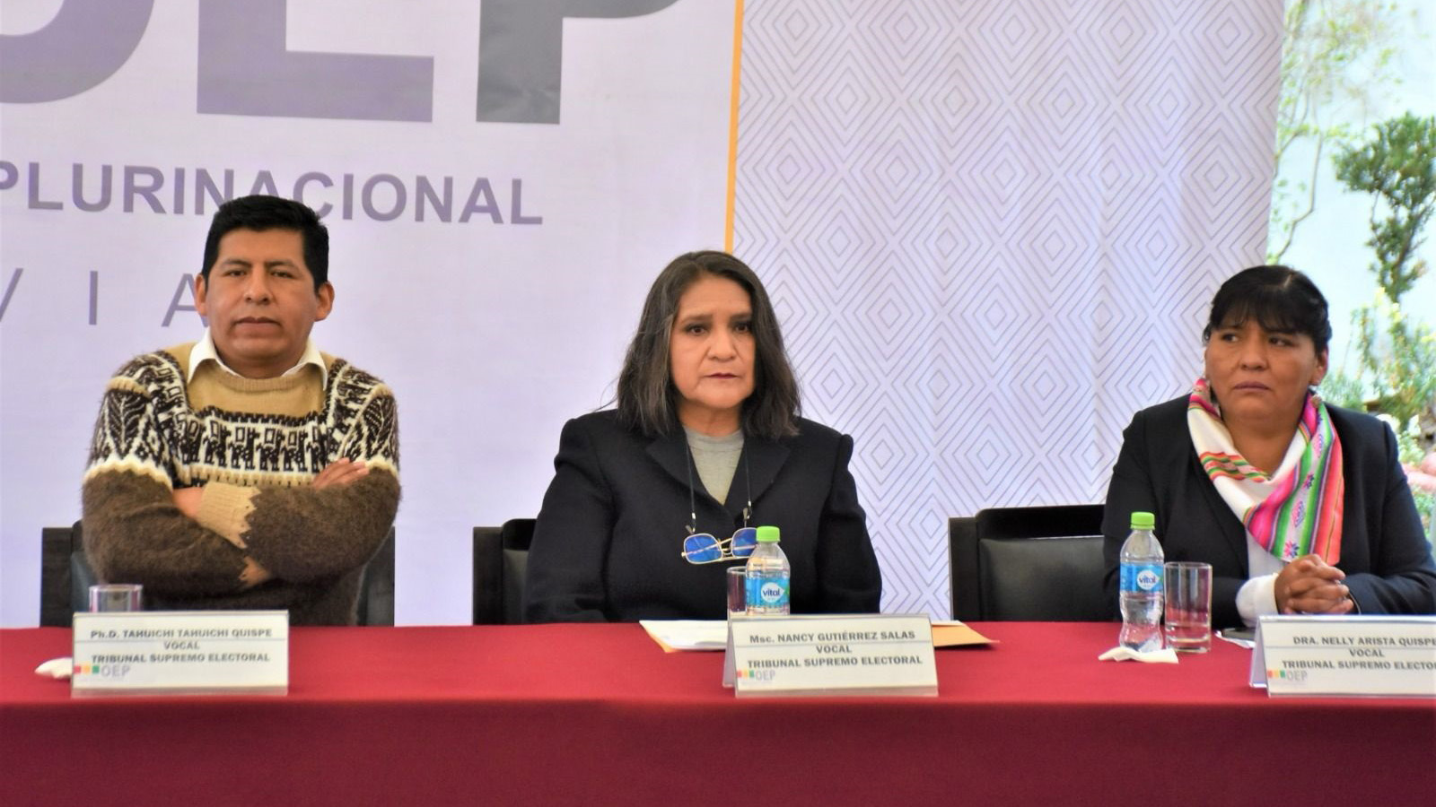 Vocales TSE Tahuichi Quispe Nancy Gutierrez y Nelly Arista 4