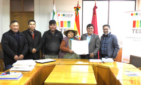 Legisladores suplentes reciben credenciales como titulares en municipios y un asambleísta por territorio de la provincia Litoral