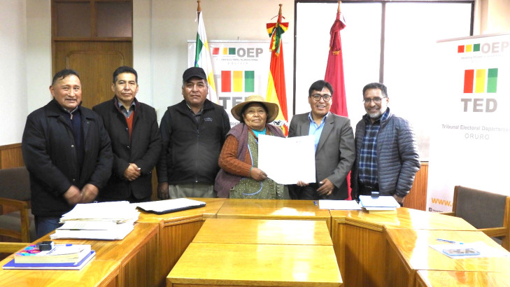 TED_ORURO_CREDENCIALES_AUTORIDADES_02
