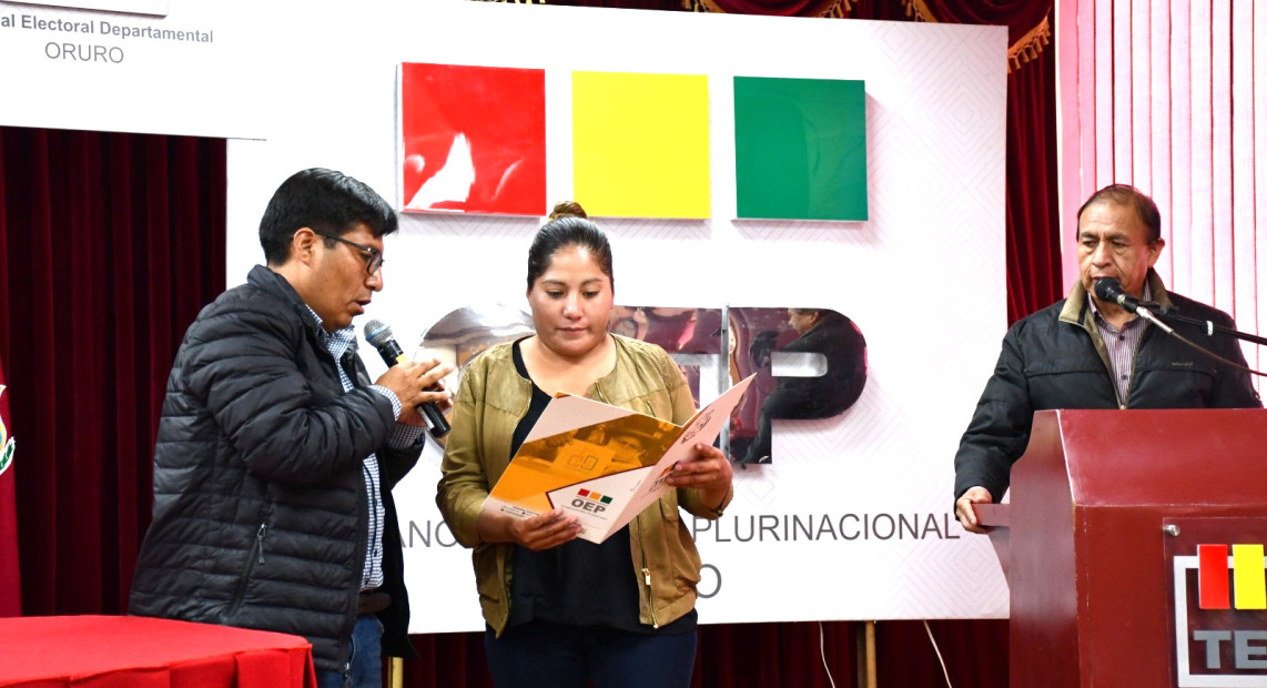 TED_ORURO_CREDENCIALES_CONCEJALES_04