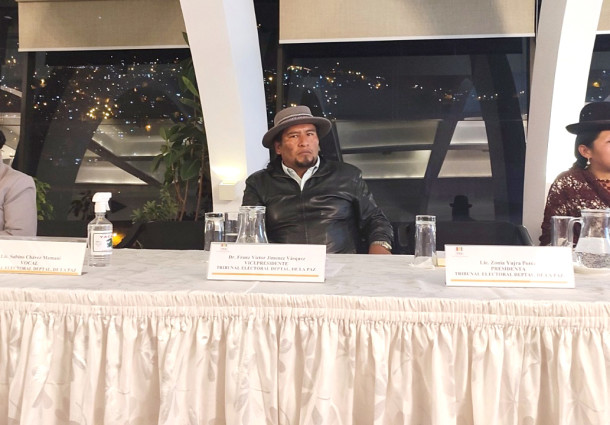 El TED La Paz presenta el Informe sobre la construcción de la democracia intercultural en Bolivia 2009-2022