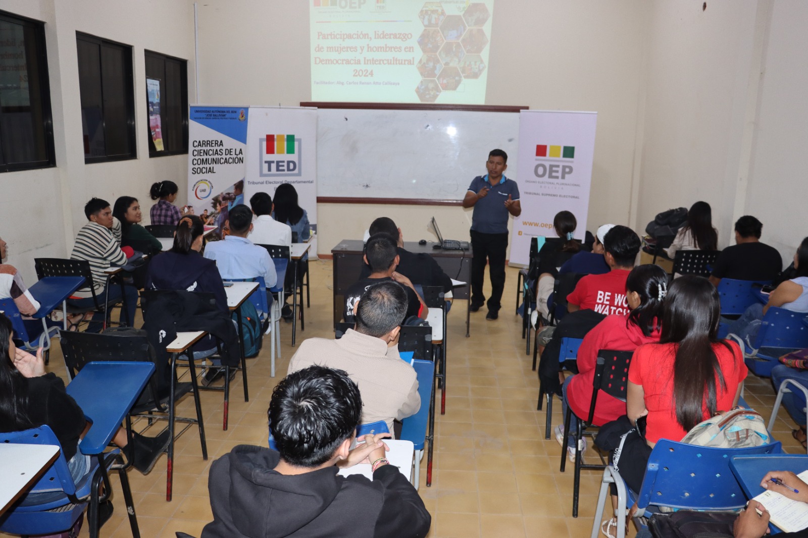 CAPACITACIONESTUDIANTESBENI_11