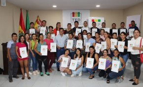 TED Beni entrega certificados a postulantes a notarias y notarios electorales