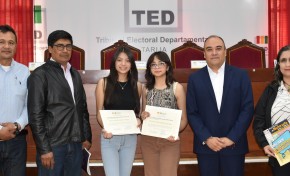 TSE en Tarija premia a participantes ganadores del Primer Concurso de Historieta, Cómics y Viñetas