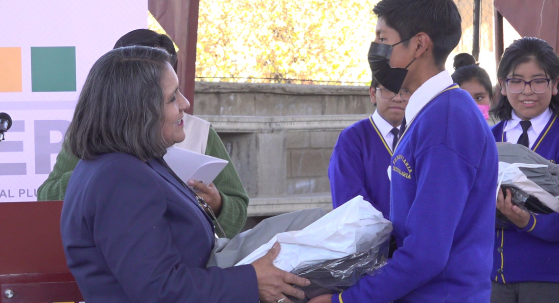 PREMIACIONCOMICORURO_5